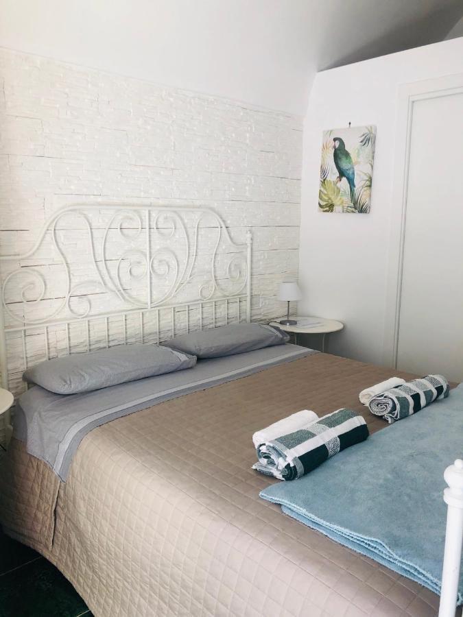 Zi' Mari' - Via Roma Hotel Полиняно а Маре Екстериор снимка