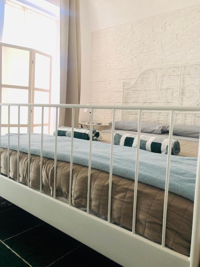 Zi' Mari' - Via Roma Hotel Полиняно а Маре Екстериор снимка