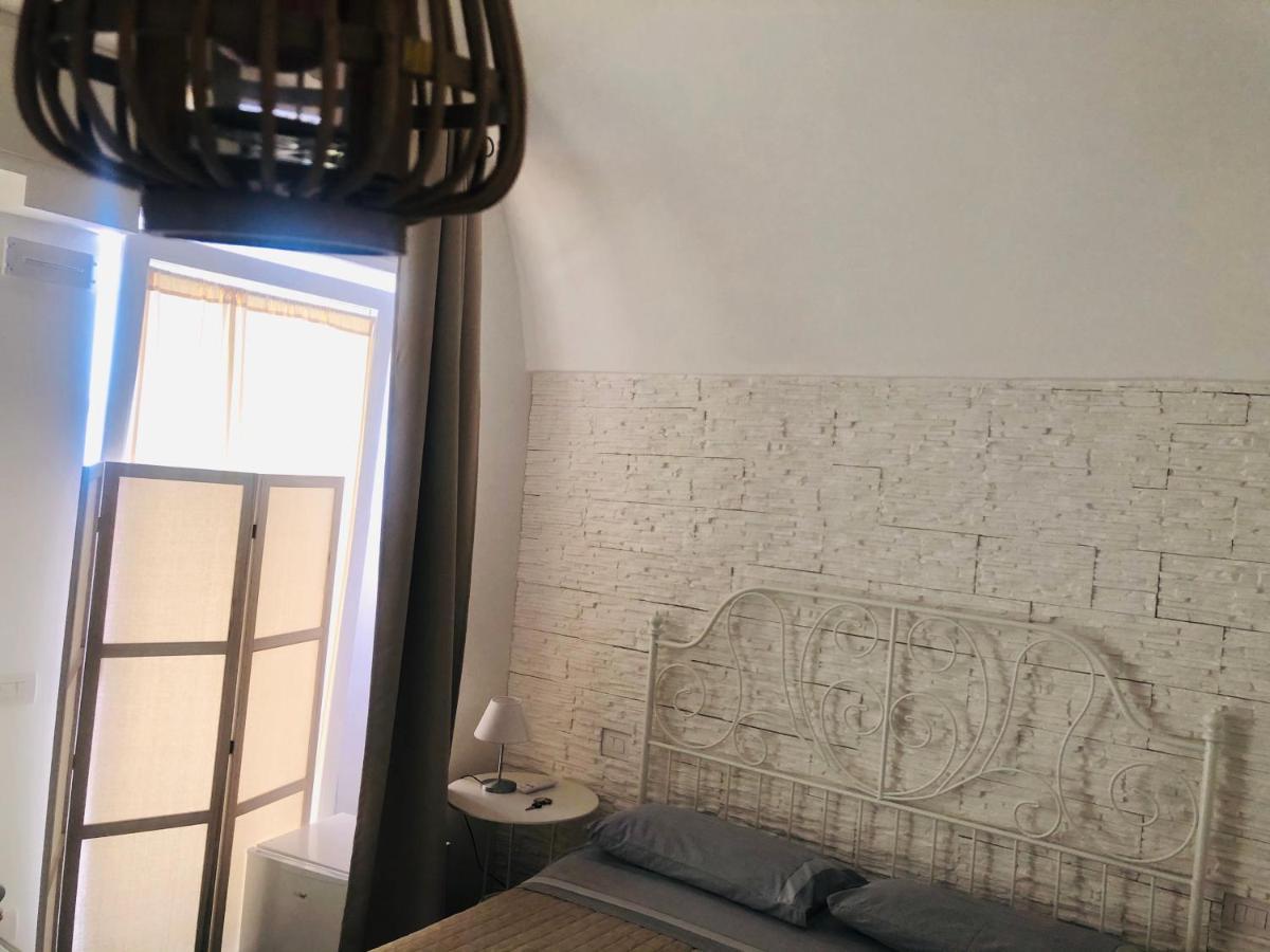 Zi' Mari' - Via Roma Hotel Полиняно а Маре Екстериор снимка